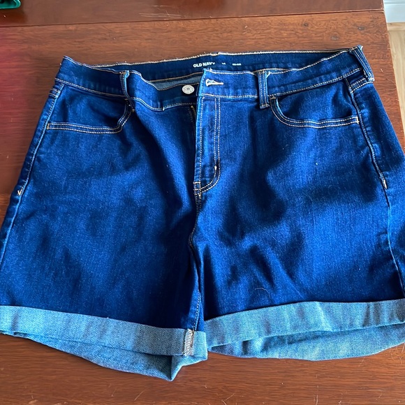 Old Navy Pants - Old Navy Denim jeans shorts size 14 mid rise